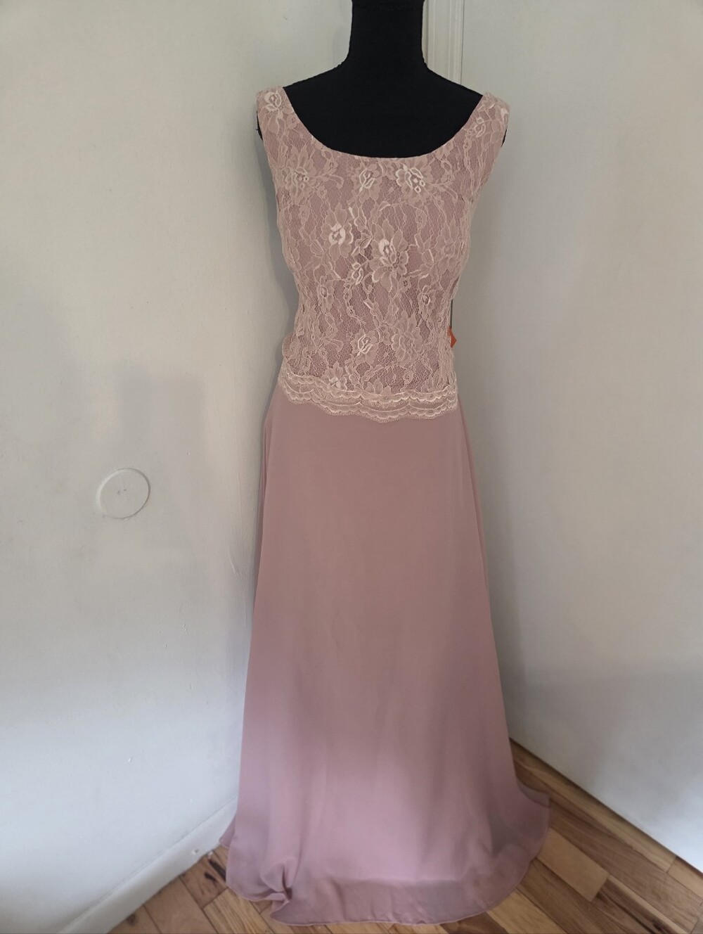 Elegant Lace Bodice Pink Evening Dress